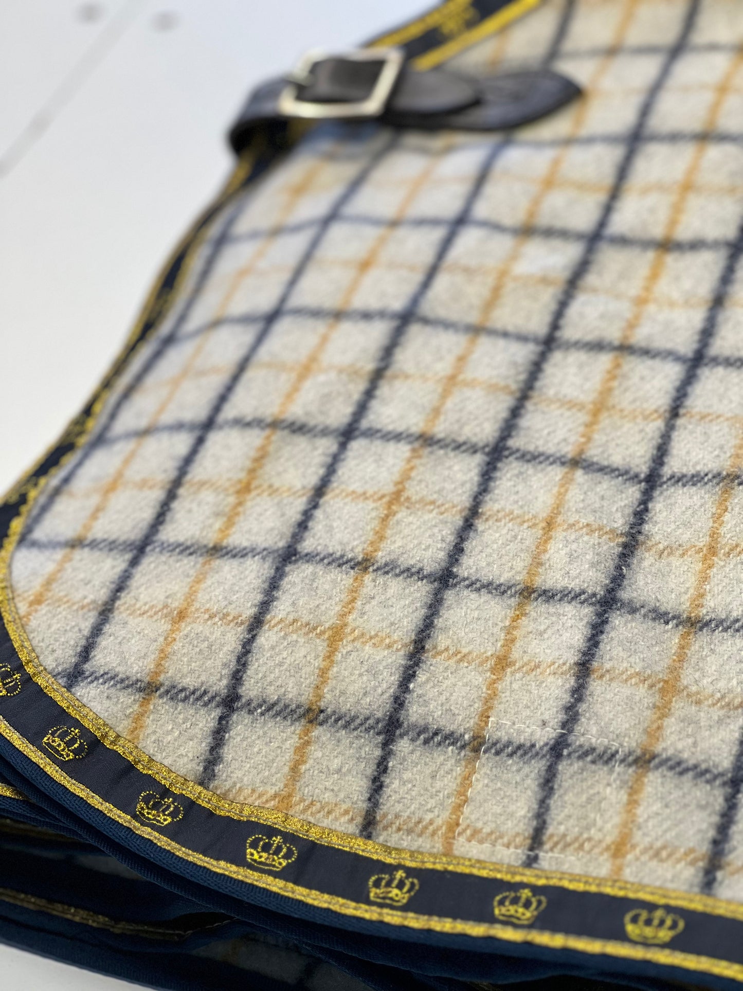 Dress Wool Rug 6'0